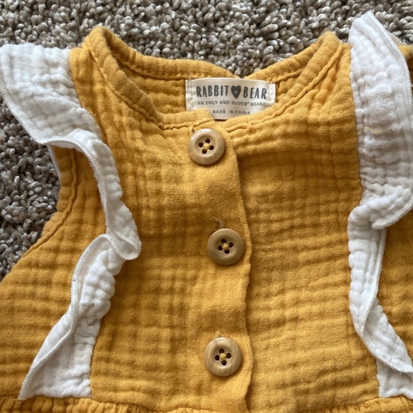 Rabbit + Bear Yellow One Piece Ruffled Romper, size 9-12 months - Picture 2 of 6